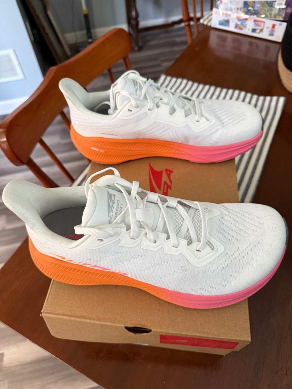 Altra Experience Flow 2 Women's size 9.5 - Picture 8 of 8